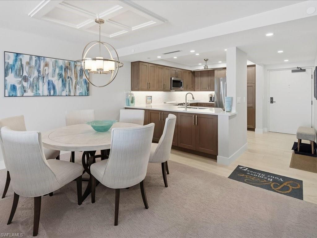 CRESCENT BEACH - Residential