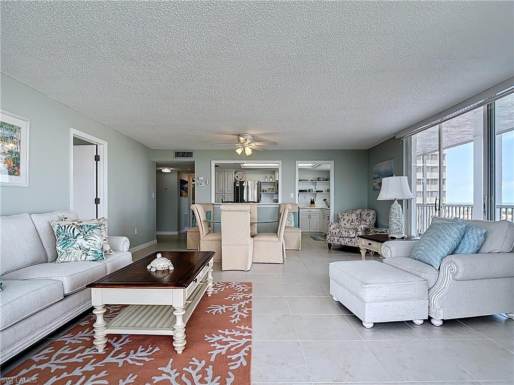 CRECIENTE CONDO EAST - Residential