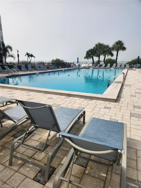 CRECIENTE CONDO EAST - Residential