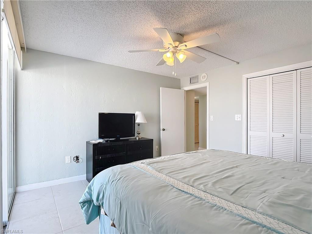 CRECIENTE CONDO EAST - Residential