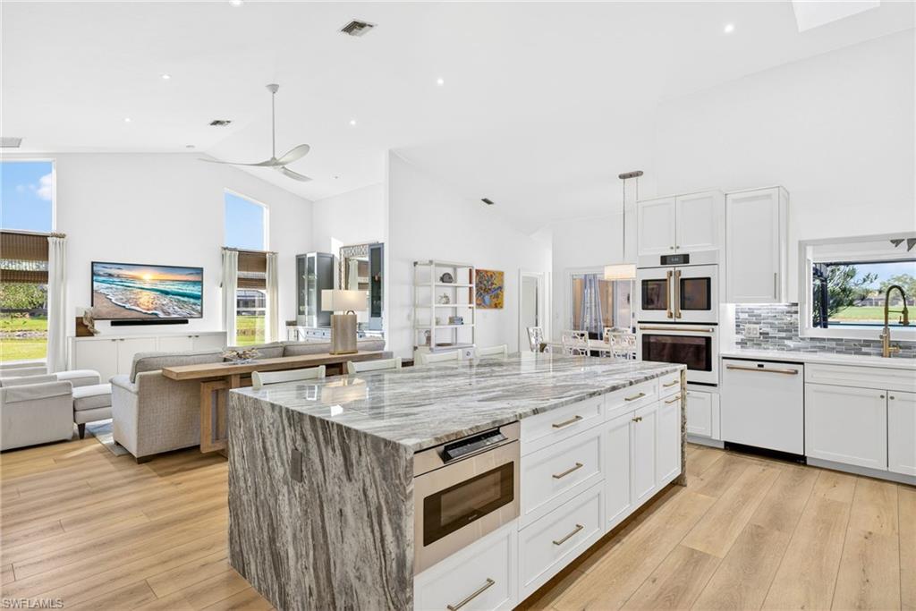 VALLEY OAK - Residential