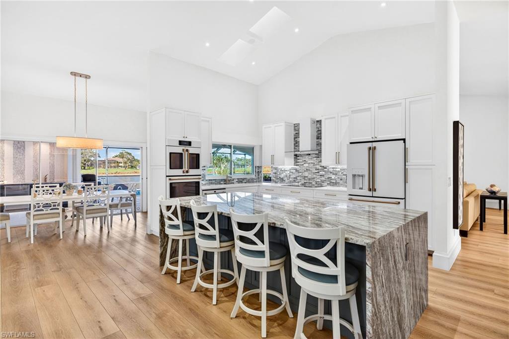 VALLEY OAK - Residential