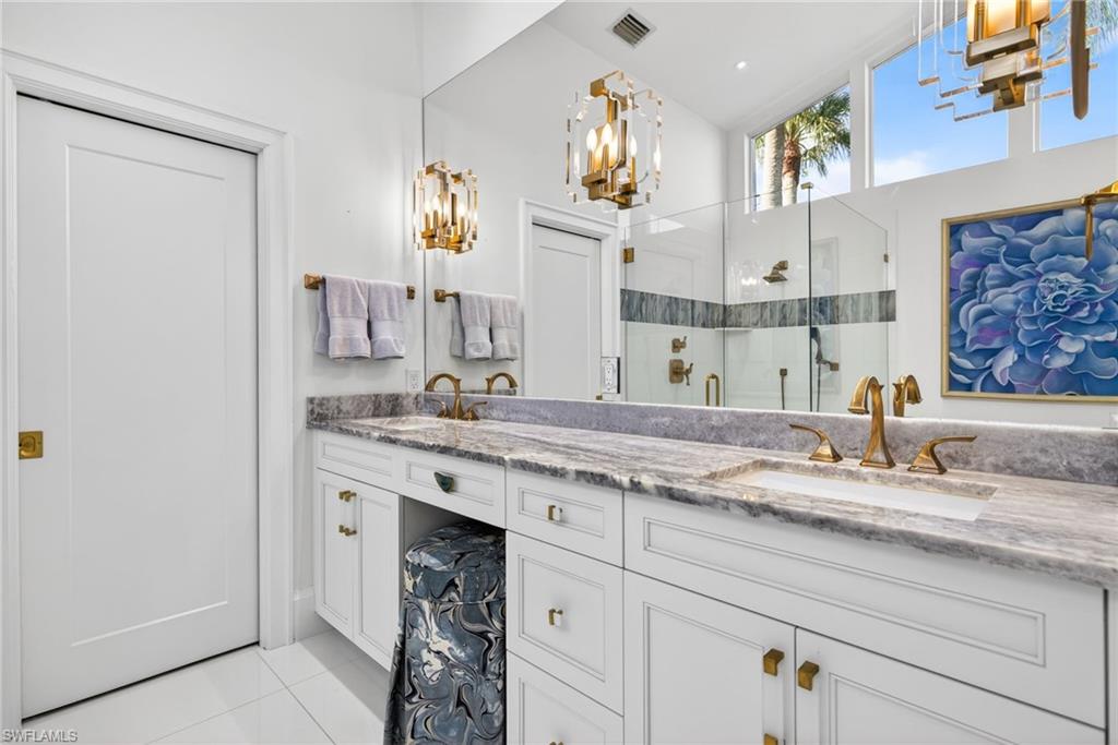 VALLEY OAK - Residential