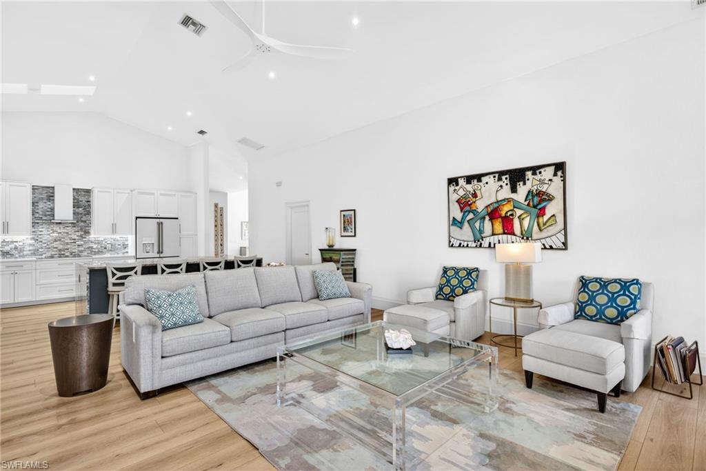 VALLEY OAK - Residential