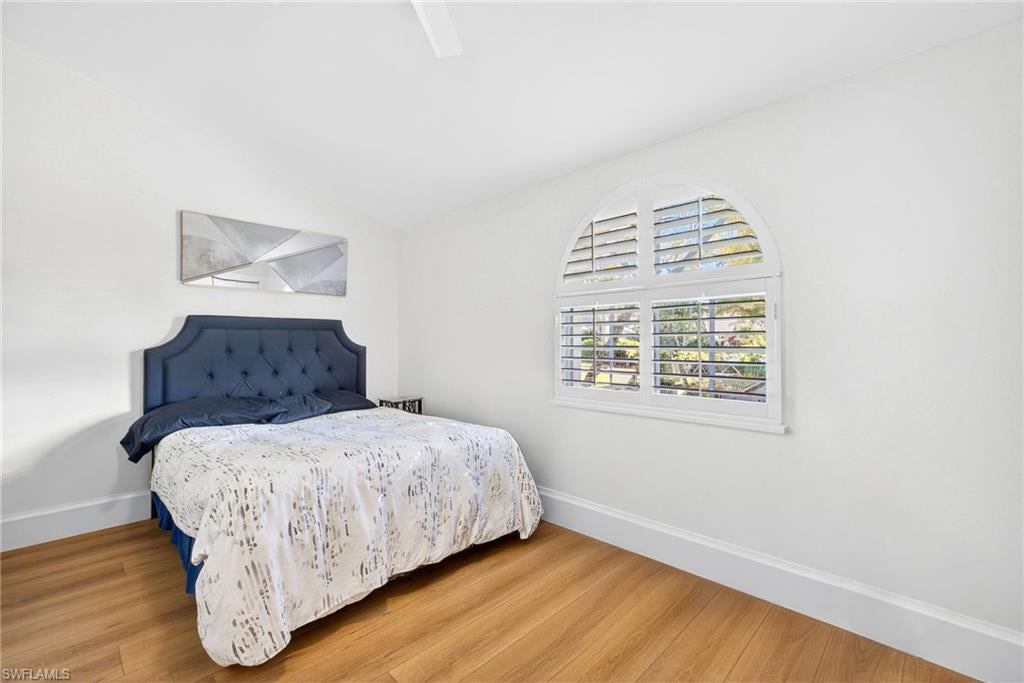 VALLEY OAK - Residential