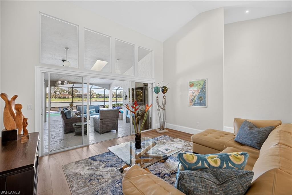 VALLEY OAK - Residential