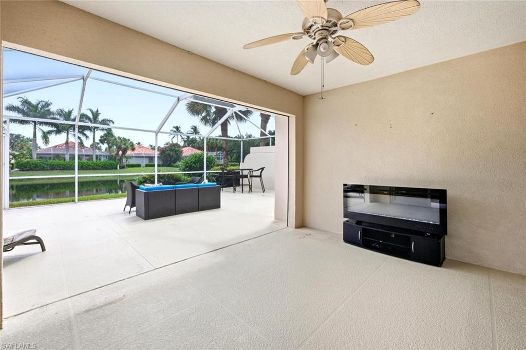 VILLAGE WALK - Residential