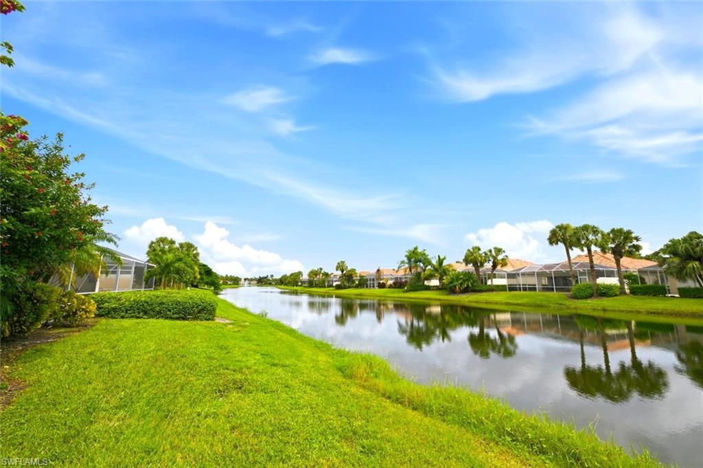 VILLAGE WALK - Residential