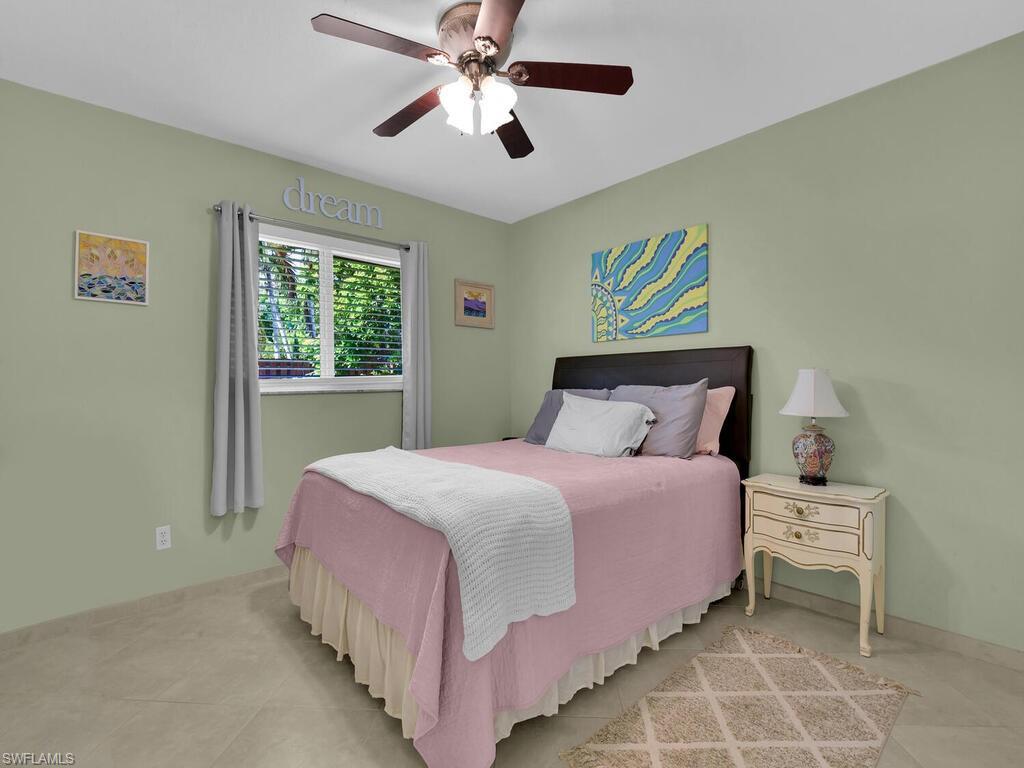 PELICAN RIDGE - Residential