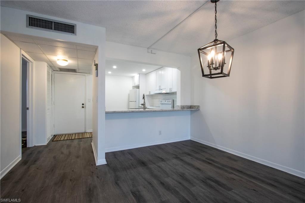 FOREST LAKES - Residential Lease