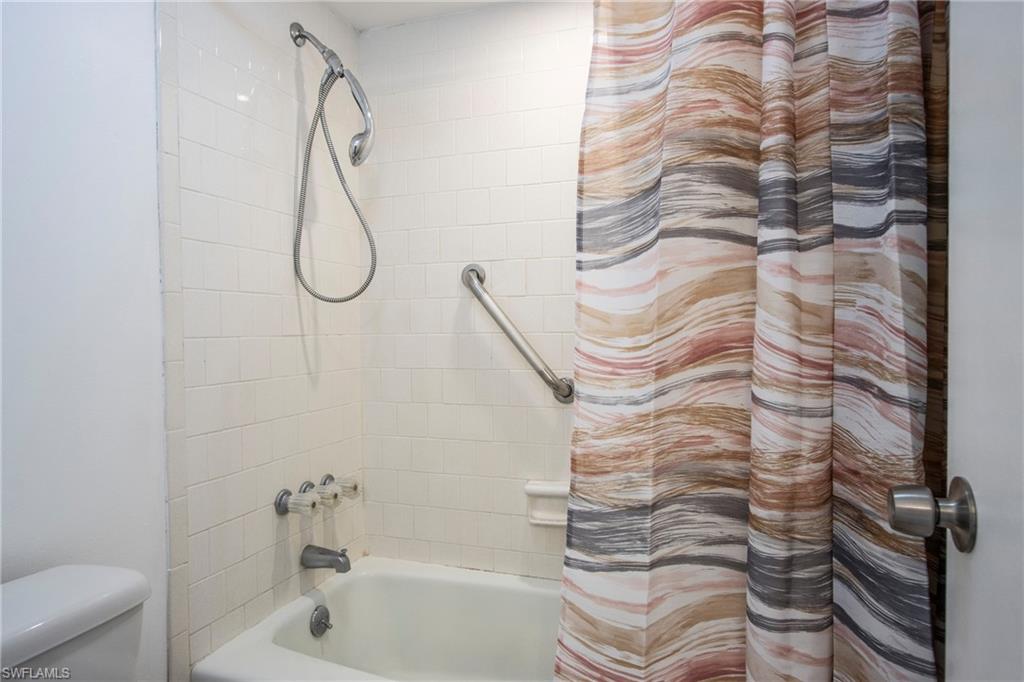 FOREST LAKES - Residential Lease