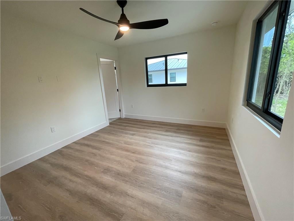 AVALON ESTATES - Residential Lease
