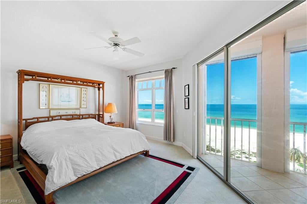 BAREFOOT BEACH CLUB - Residential
