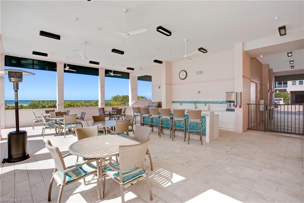 BAREFOOT BEACH CLUB - Residential