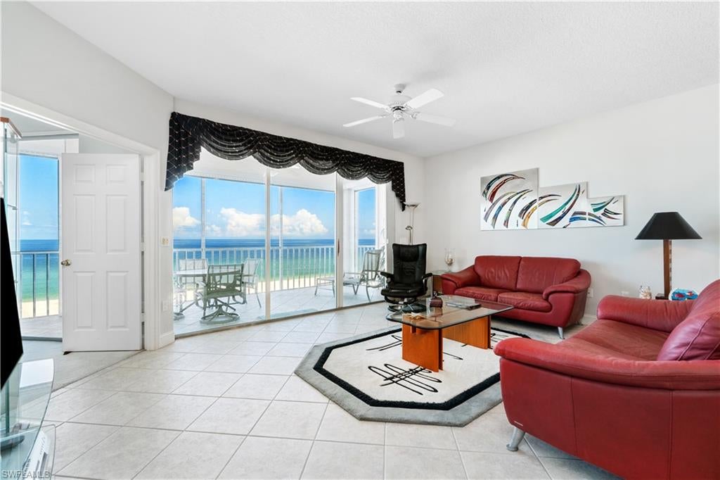 BAREFOOT BEACH CLUB - Residential