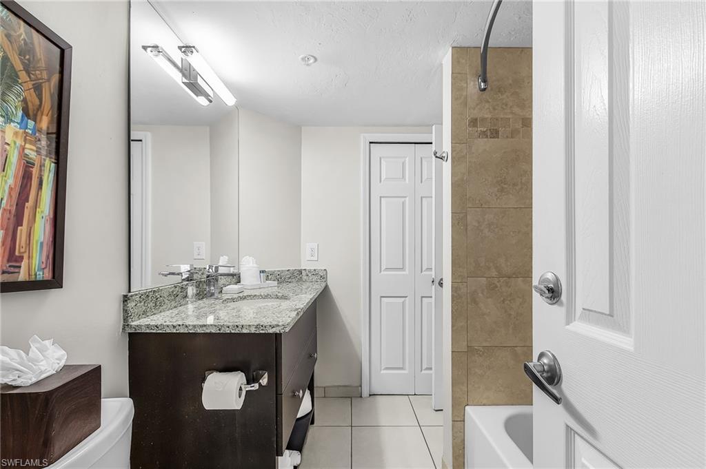 POINTE ESTERO - Residential