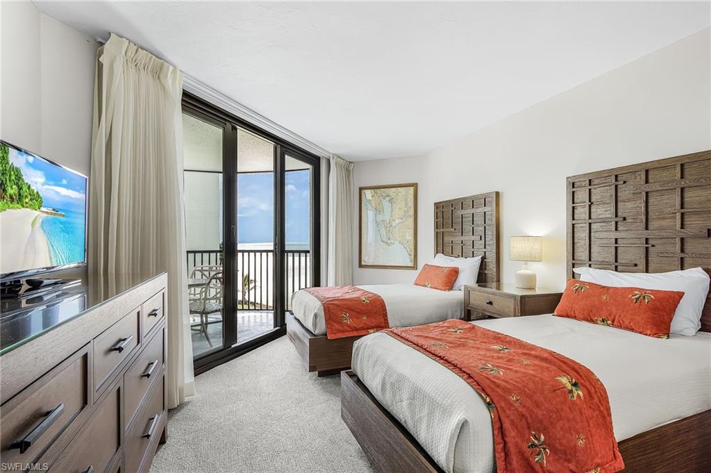 POINTE ESTERO - Residential