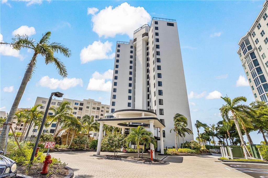 POINTE ESTERO - Residential