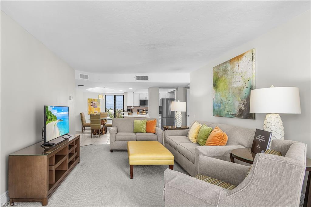 POINTE ESTERO - Residential