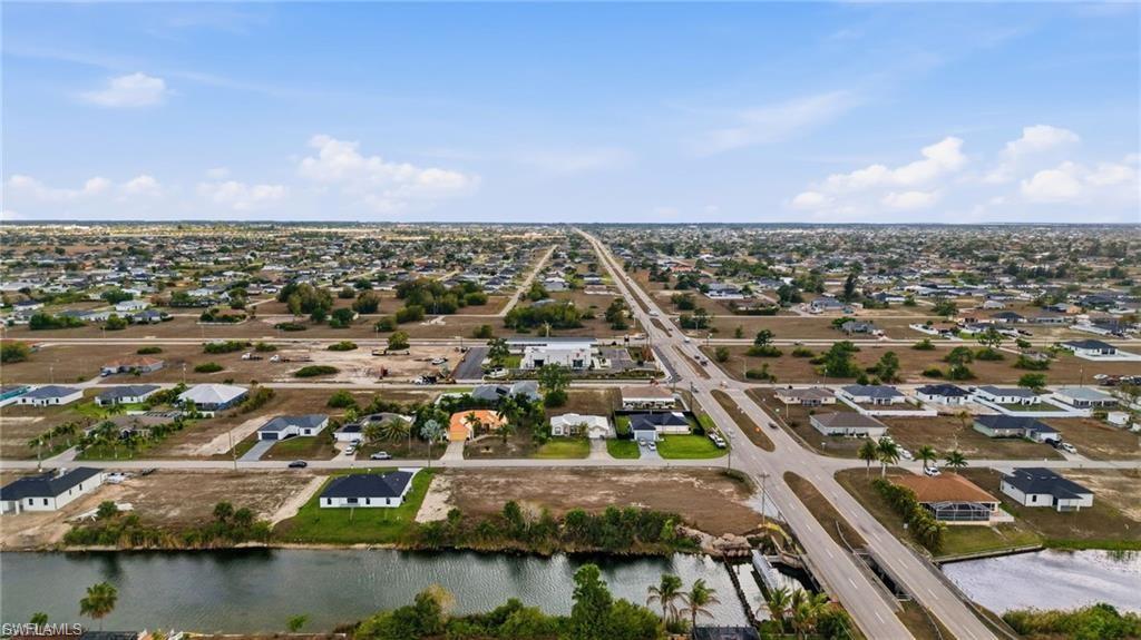 CAPE CORAL - Land
