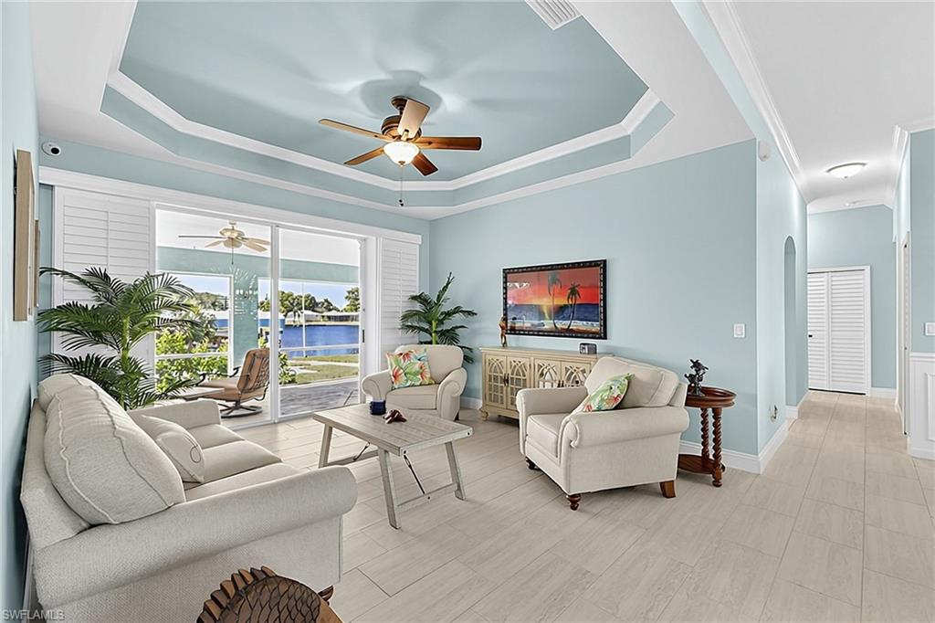 FORT MYERS SHORES - Residential