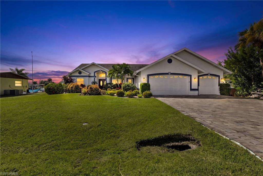 FORT MYERS SHORES - Residential