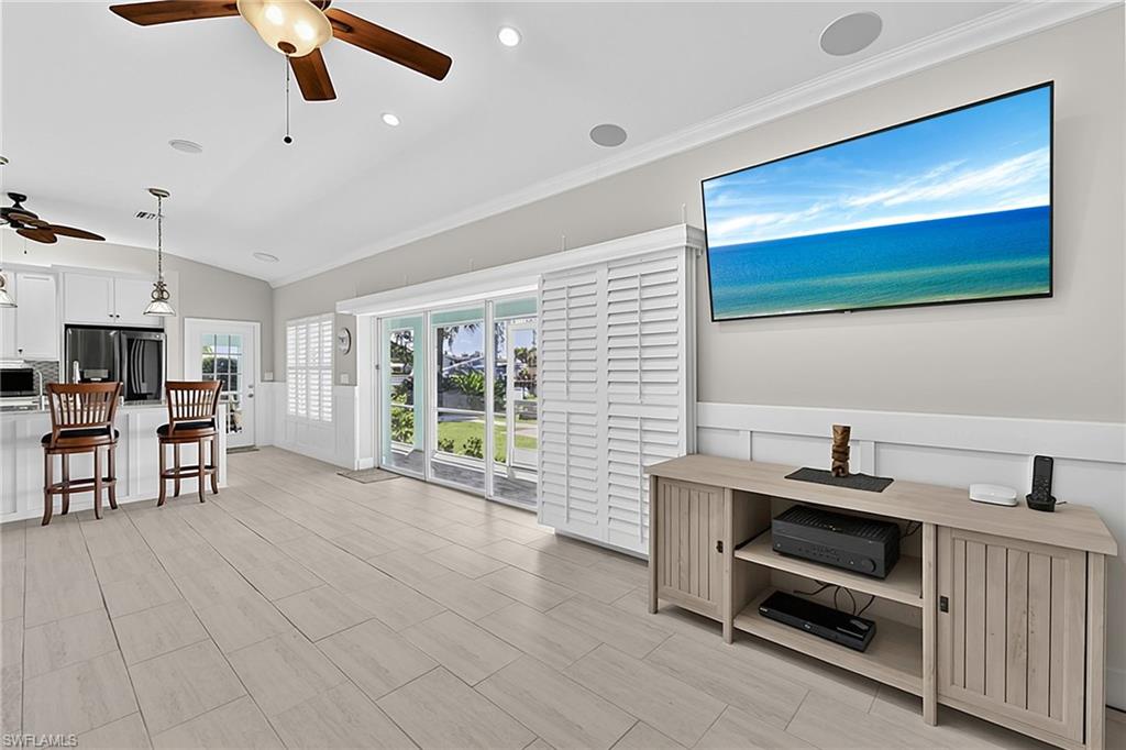 FORT MYERS SHORES - Residential