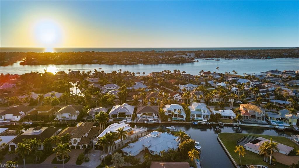 ROYAL HARBOR - Residential