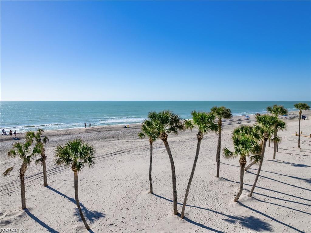 BEACH VILLAS CONDO - Residential
