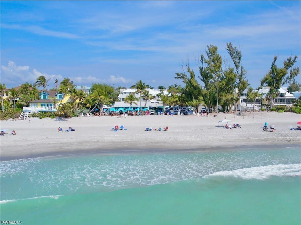 BEACH VILLAS CONDO - Residential