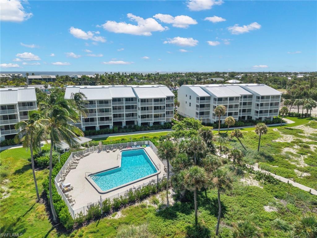 BEACH VILLAS CONDO - Residential