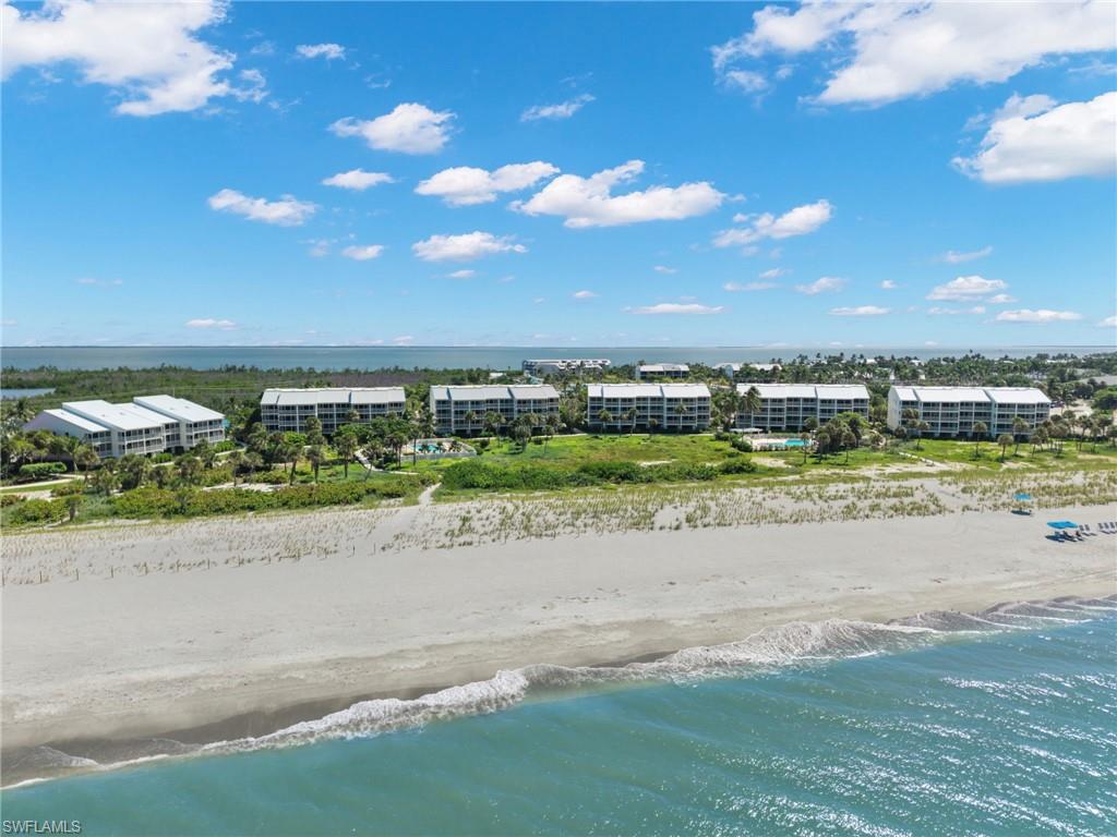 BEACH VILLAS CONDO - Residential
