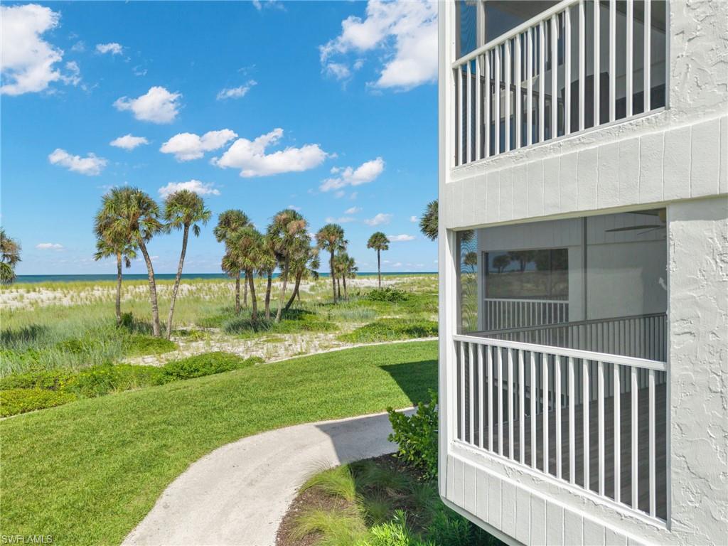 BEACH VILLAS CONDO - Residential