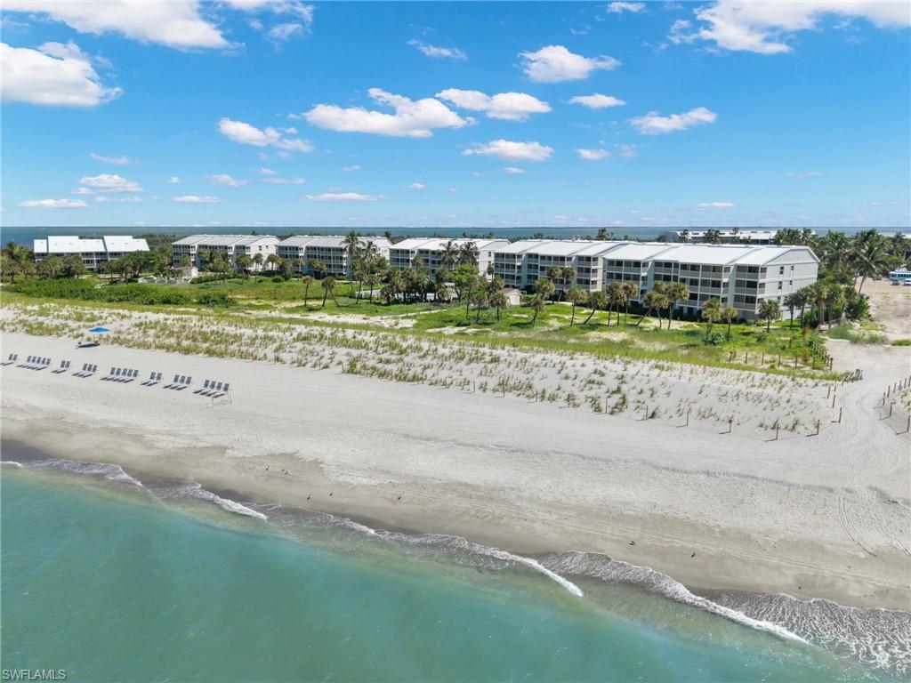 BEACH VILLAS CONDO - Residential