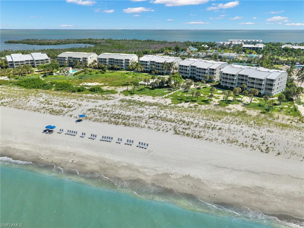 BEACH VILLAS CONDO - Residential