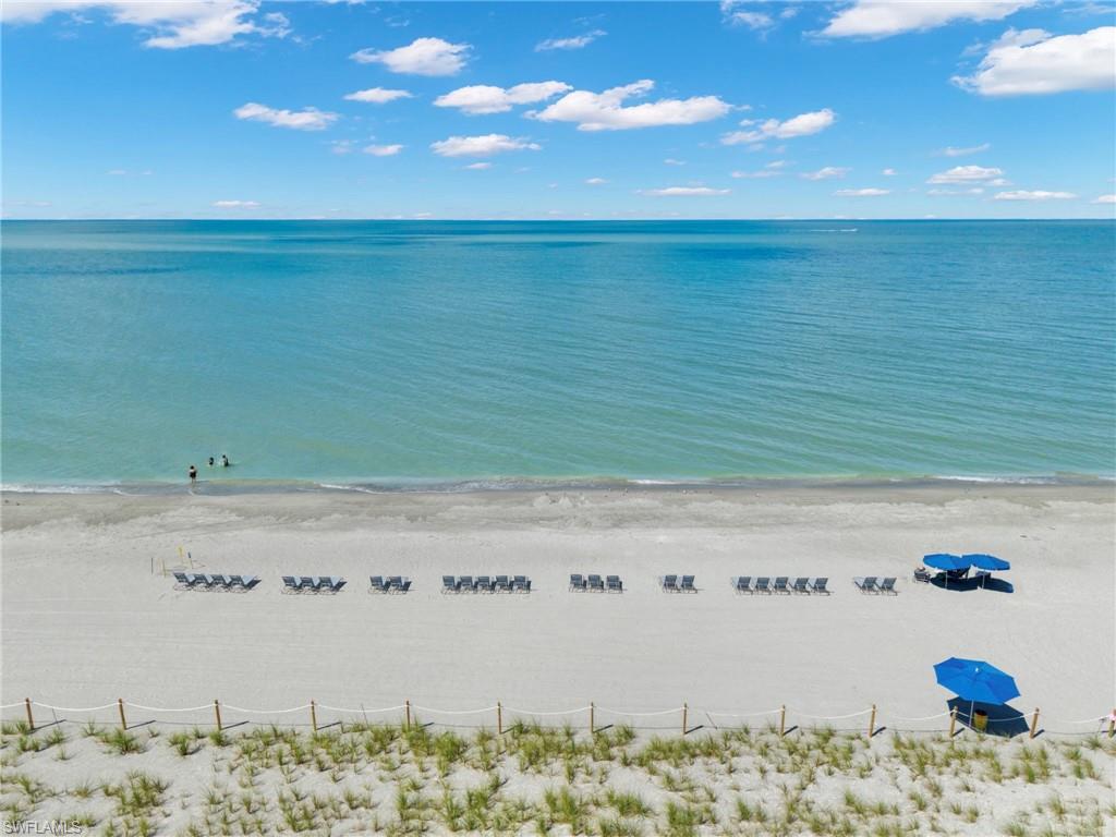 BEACH VILLAS CONDO - Residential