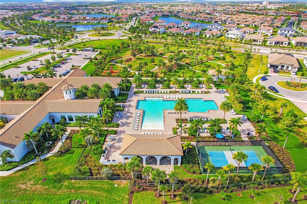 THE NATIONAL GOLF & COUNTRY CLUB AT AVE MARIA - Residential