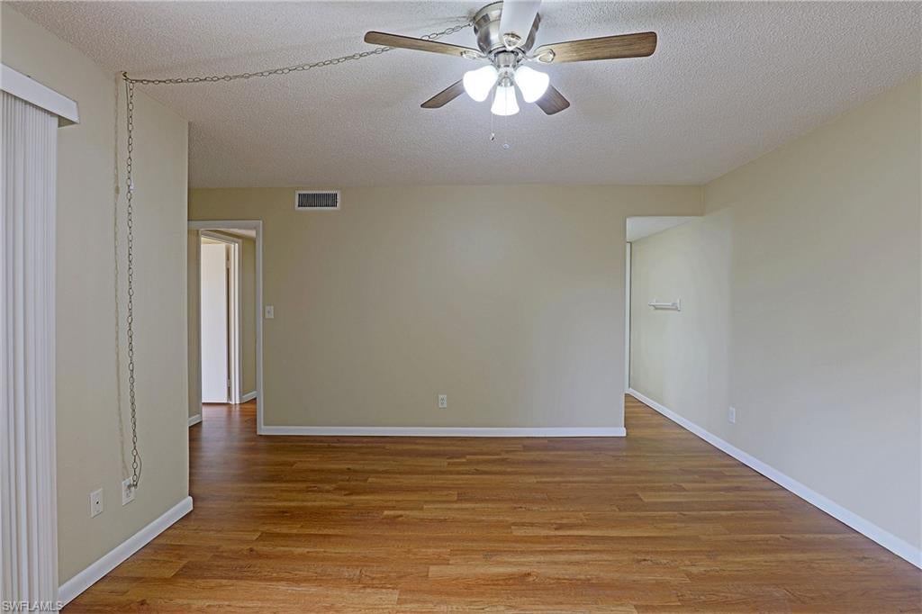 PARKWOODS TOWNHOUSE COMMUNITY - Residential Lease