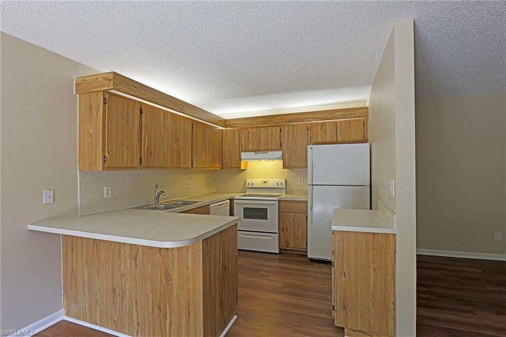 Centrally located in the Parkwoods community of Fort Myers, this 3-bedroom, 2.5-bath townhome has been renovated with new carpeting and fresh paint throughout, and it's ready for its next resident.

Downstairs, the spacious kitchen comes with full appliances, and a full-size washer and dryer are included. The living area and half bath complete the main level, and the courtyard gives you a private spot to step outside.

Upstairs, three carpeted bedrooms offer room for family, guests, or a home office. The primary bedroom has a Juliet balcony, so you can let in fresh air on a cool Florida winter day.

With 1,725 square feet of living space, this townhome is a must-see. The community pool is just steps from your door.

Villas Elementary and Tanglewood Elementary are both within roughly a mile, and school zone assignments can be confirmed through the Lee County Schools locator. Trader Joe's and Ross at Page Field Commons and The Fresh Market on Cleveland Avenue are each under two miles away, with Edison Mall a short drive north.

Pets are welcome with owner approval and a pet deposit.