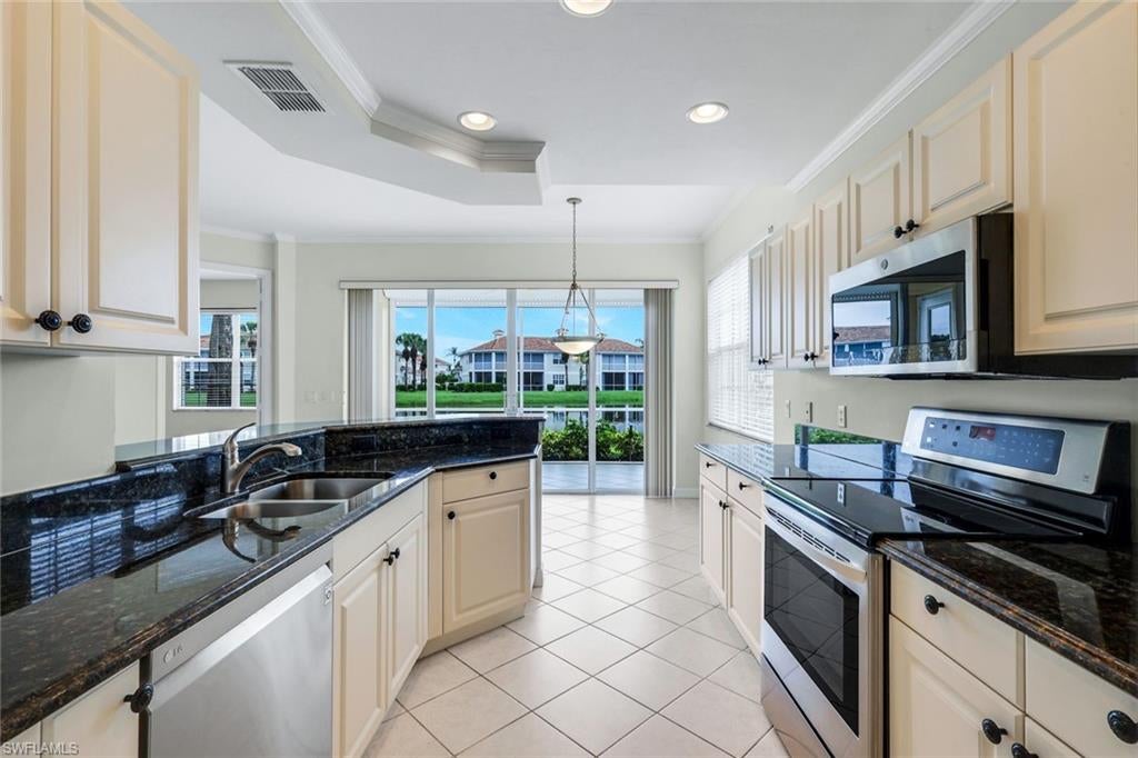 COCONUT BAY - Residential