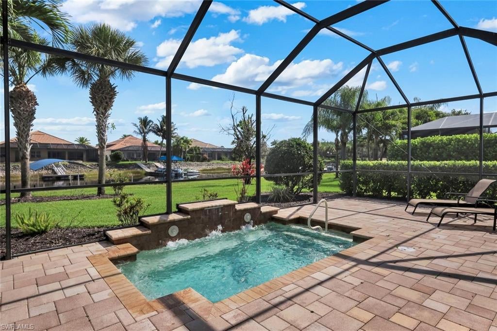 QUARRY SHORES - Residential