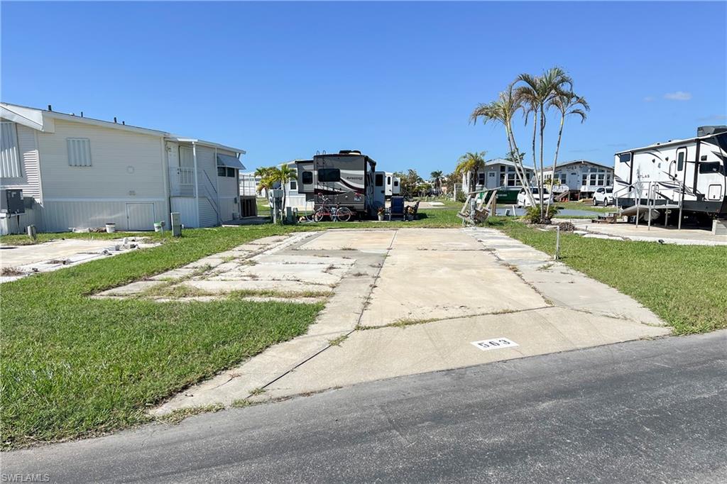 PALMETTO PALMS R V - Land