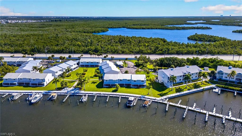 BOARDWALK CAPER - Residential