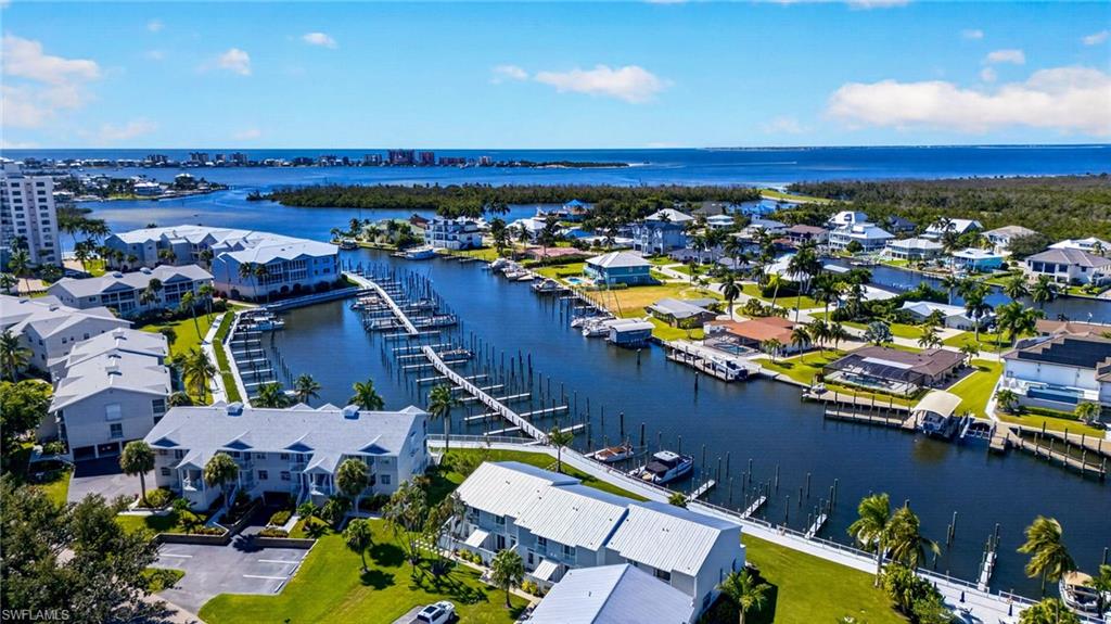 BOARDWALK CAPER - Residential