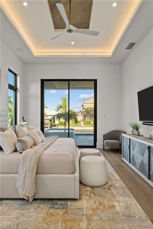 MARCO BEACH - Residential