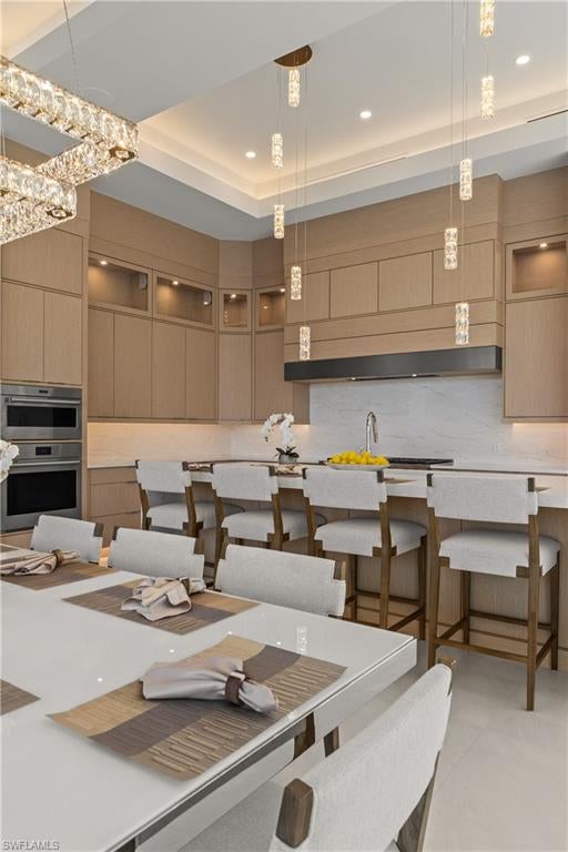 MARCO BEACH - Residential