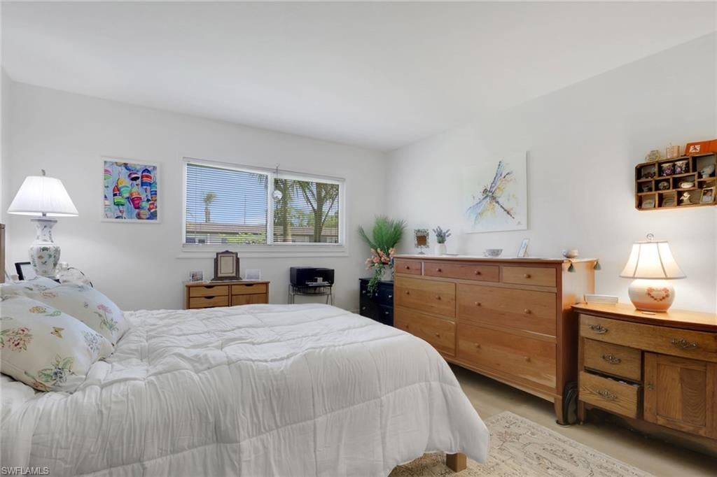 SOUTH POINTE VILLAS CONDO - Residential