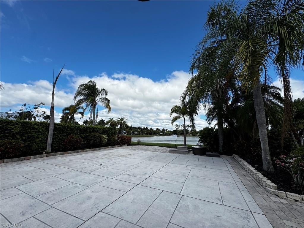 RIVERBEND MOTORCOACH RESORT - Land
