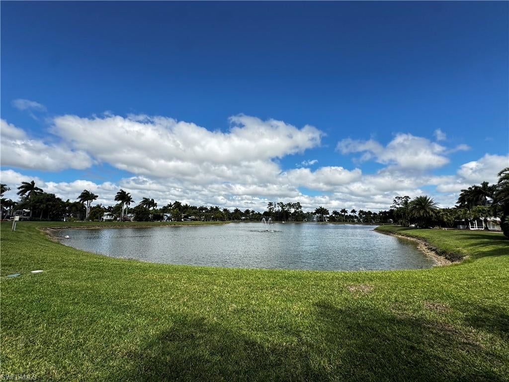 RIVERBEND MOTORCOACH RESORT - Land