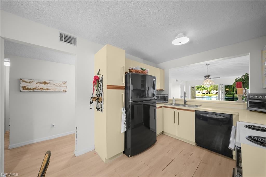 TIMBER LAKE - Residential